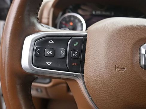 Used 2020 RAM 1500 Laramie AWD/4WD image 19