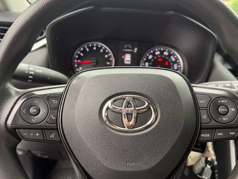 Used 2020 Toyota RAV4 LE w/ All Weather Liner Package AWD/4WD image 14