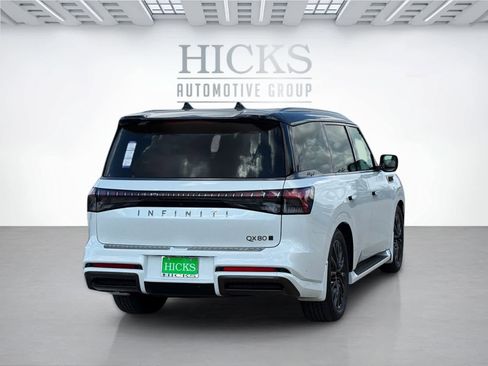 New 2026 INFINITI QX80 Autograph w/ Premium Cargo Package image 5