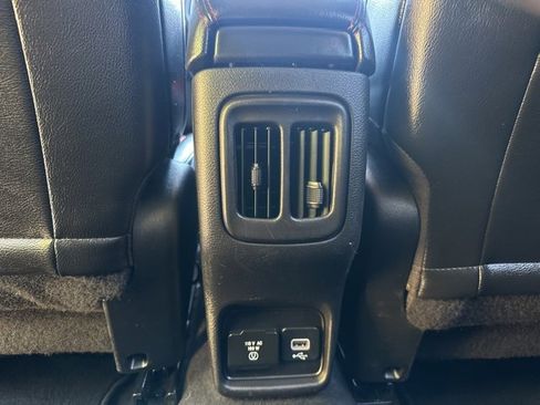 Used 2021 Jeep Compass Trailhawk image 25