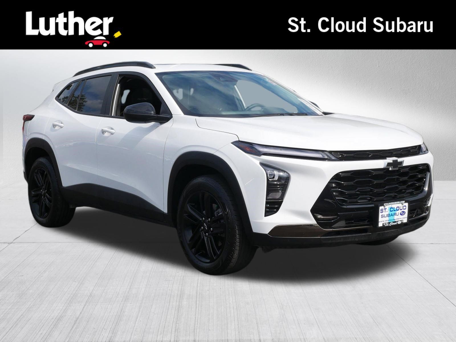 Used 2025 Chevrolet Trax ACTIV w/ Sunroof Package FWD image 1