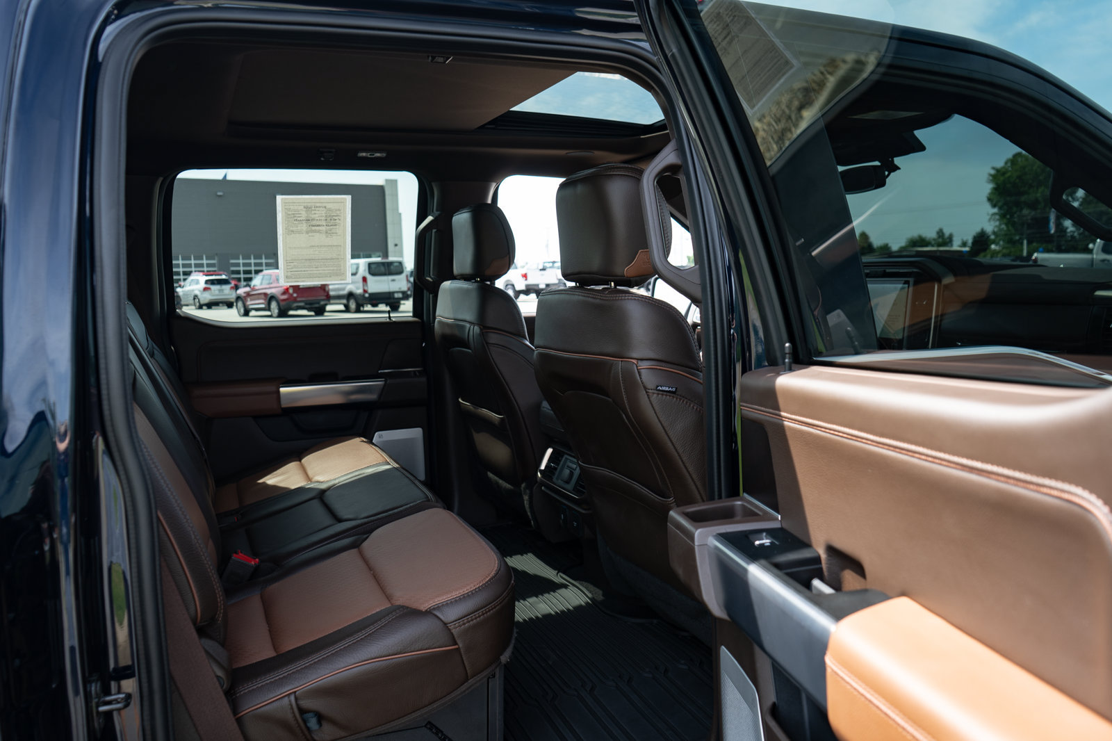 Used 2025 Ford F150 King Ranch w/ FX4 Off-Road Package AWD/4WD image 46