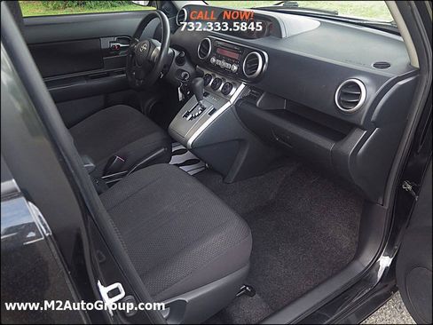 Used 2009 Scion xB FWD image 15