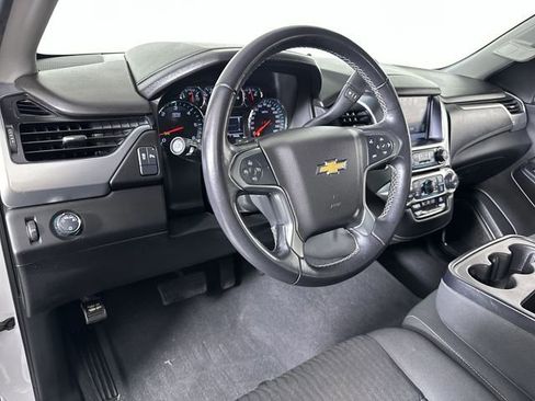Used 2019 Chevrolet Tahoe LS RWD image 10