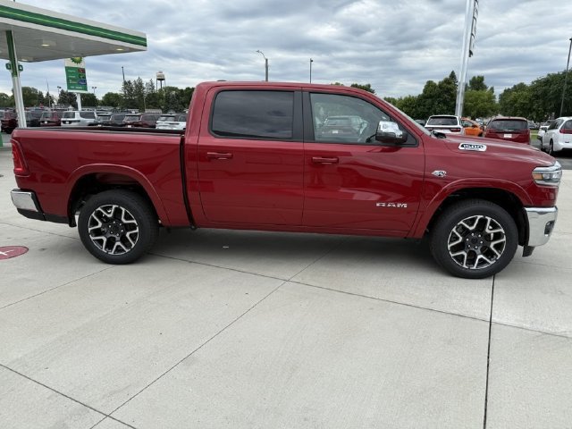 New 2026 RAM 1500 Laramie AWD/4WD image 9