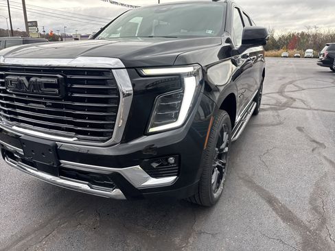 New 2026 GMC Yukon XL Elevation image 10