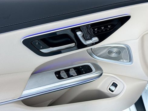 Certified 2024 Mercedes-Benz CLE 300 4MATIC Cabriolet image 31