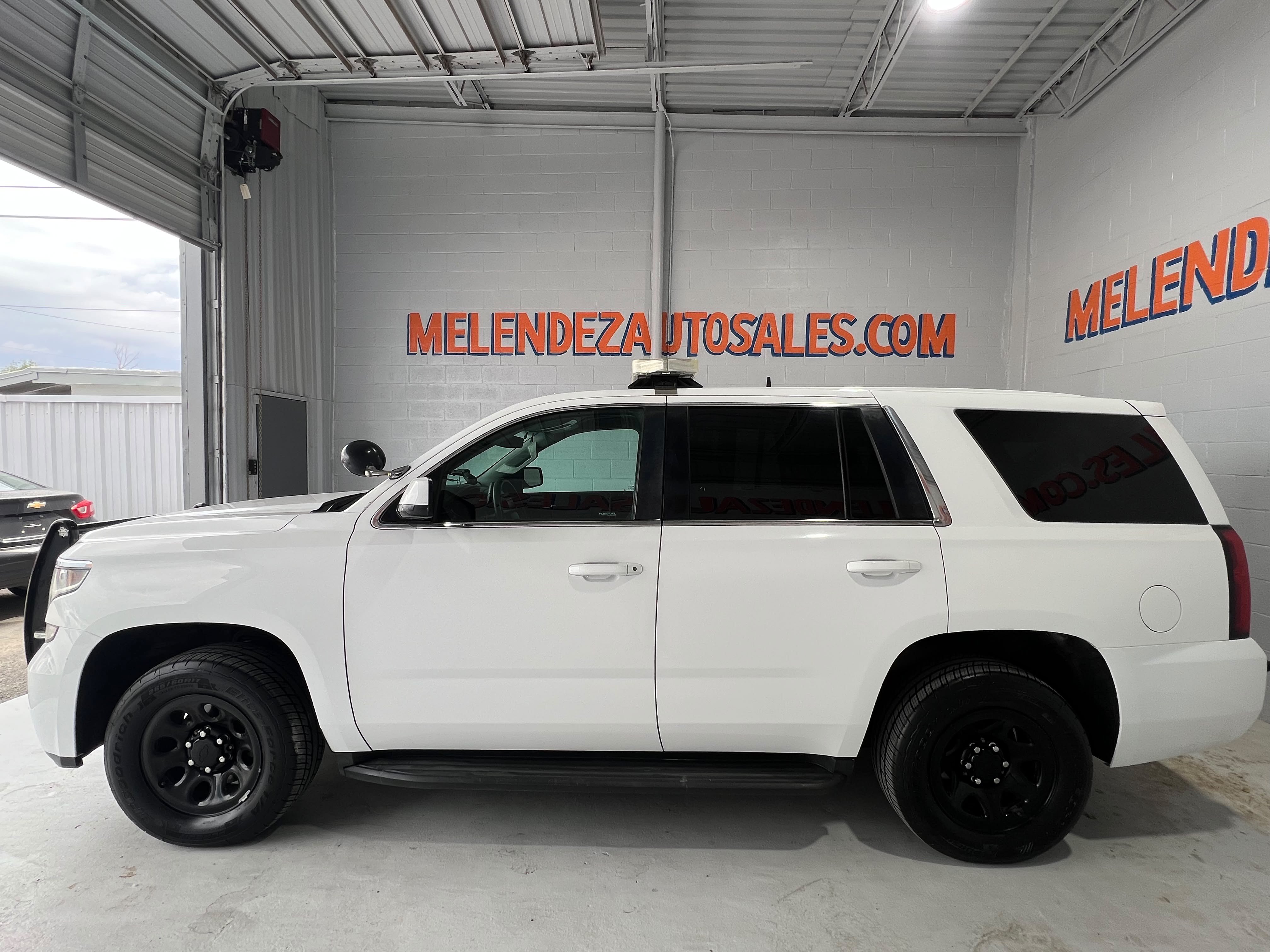Used 2016 Chevrolet Tahoe 2WD image 2