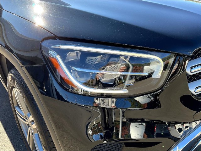 Certified 2020 Mercedes-Benz GLC 300 4MATIC image 34