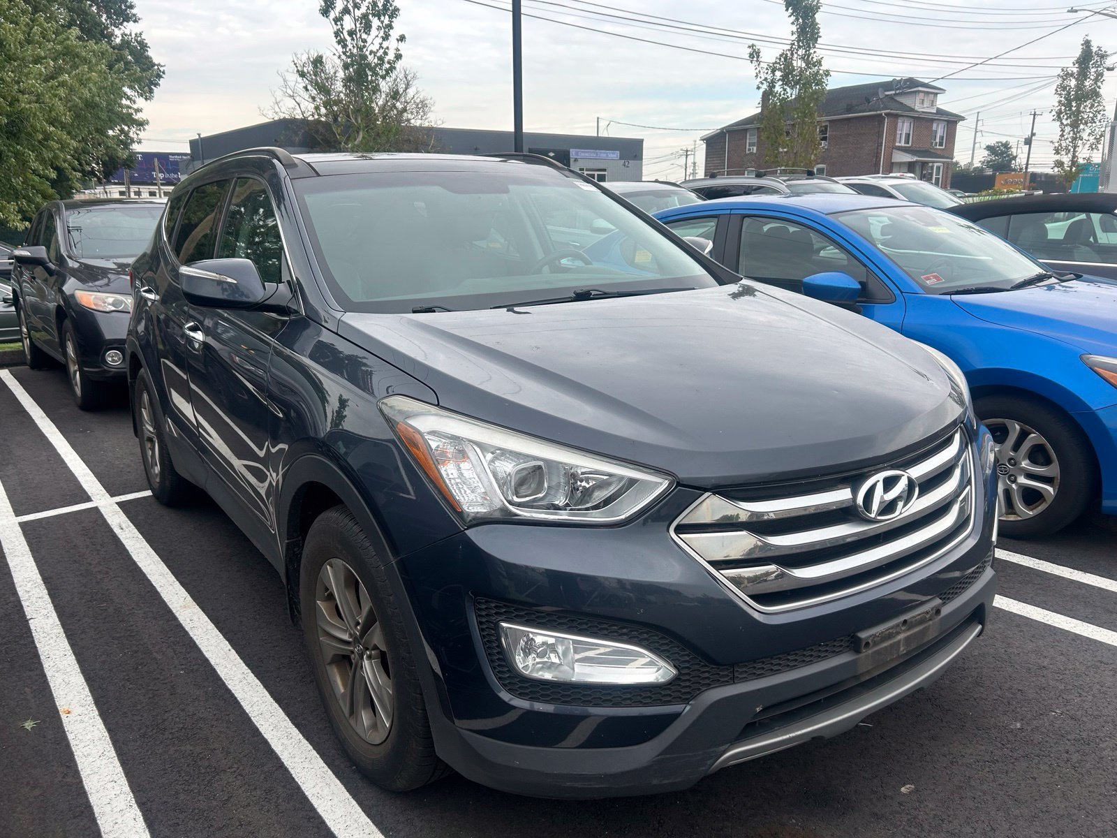 Used 2015 Hyundai Santa Fe Sport w/ Option Group 04 AWD/4WD image 2
