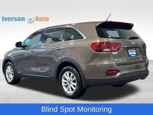 Used 2020 Kia Sorento LX AWD/4WD image 7