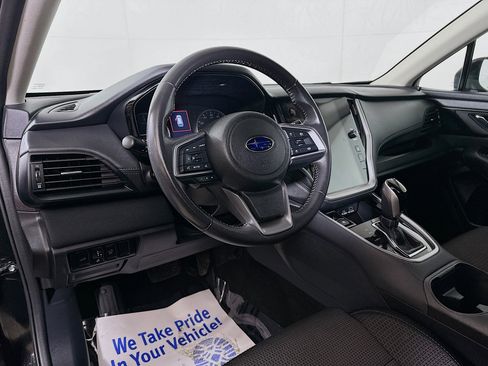 Used 2023 Subaru Outback Premium AWD/4WD image 9