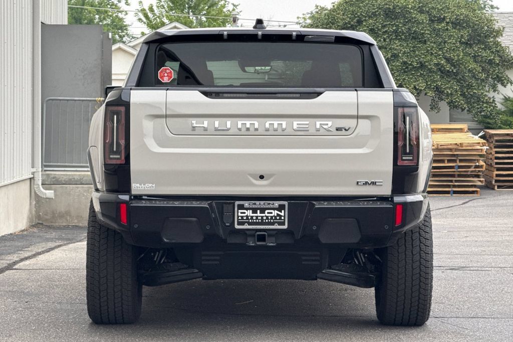 New 2026 GMC Hummer EV 4x4 Crew Cab image 8