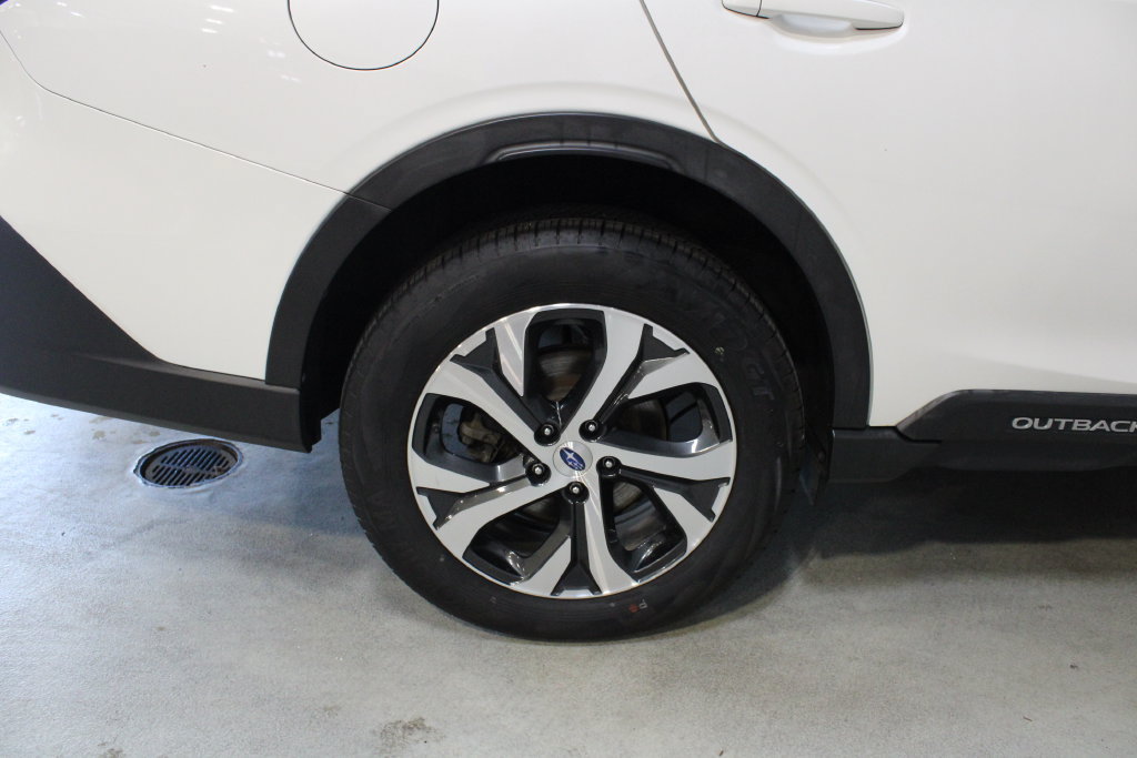 Used 2021 Subaru Outback Limited AWD/4WD image 28