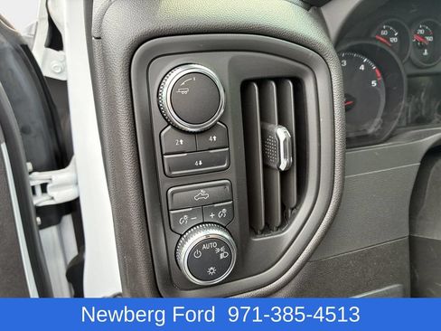 Used 2025 GMC Sierra 3500 Pro w/ Convenience Package AWD/4WD image 13