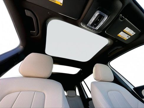 New 2026 Mercedes-Benz GLB 250 image 30