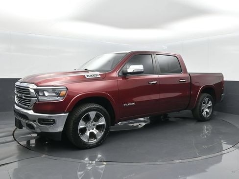 Used 2022 RAM 1500 Laramie AWD/4WD image 1