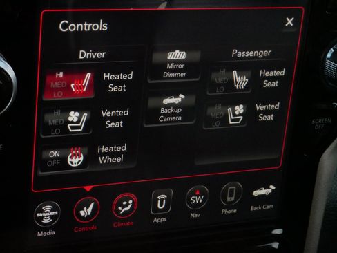 Used 2019 RAM 1500 Laramie image 29