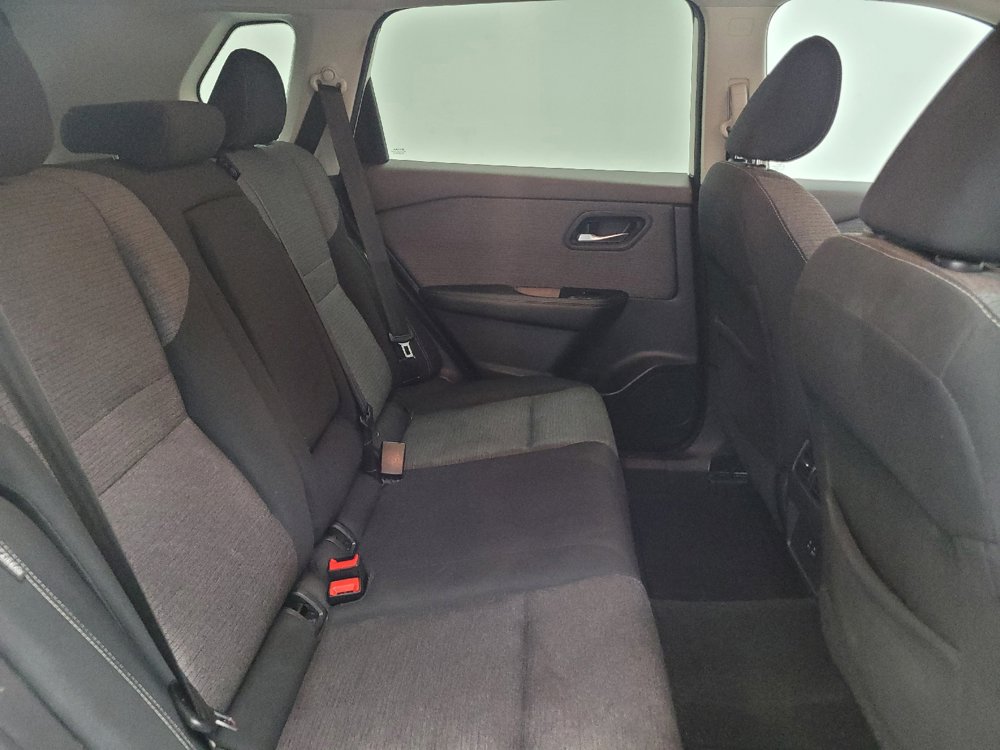 Used 2021 Nissan Rogue SV AWD/4WD image 19
