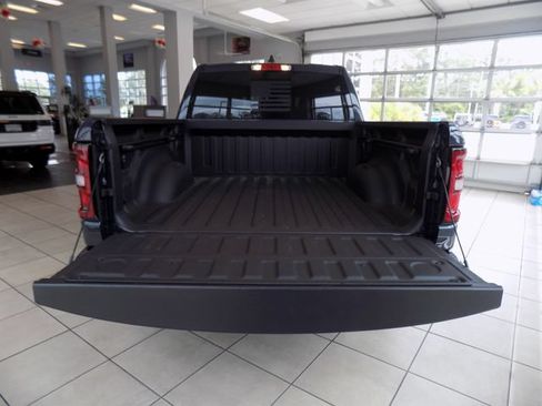 Certified 2026 RAM 1500 Warlock AWD/4WD image 9