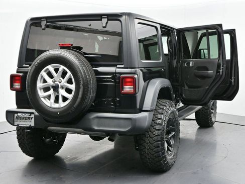 Used 2023 Jeep Wrangler Unlimited Sport AWD/4WD image 36