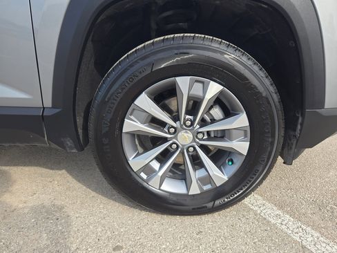 Used 2025 Chevrolet Equinox LT image 26