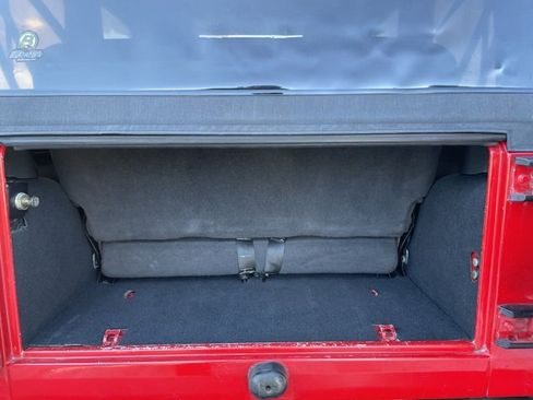 Used 2006 Jeep Wrangler X image 21