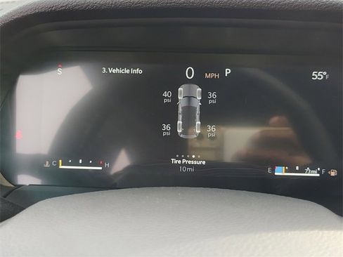 New 2025 Jeep Grand Cherokee Altitude image 18