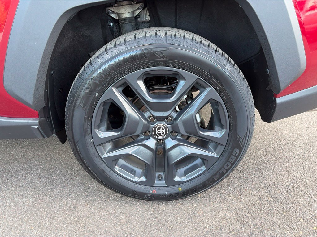 Used 2022 Toyota RAV4 Adventure AWD/4WD image 31