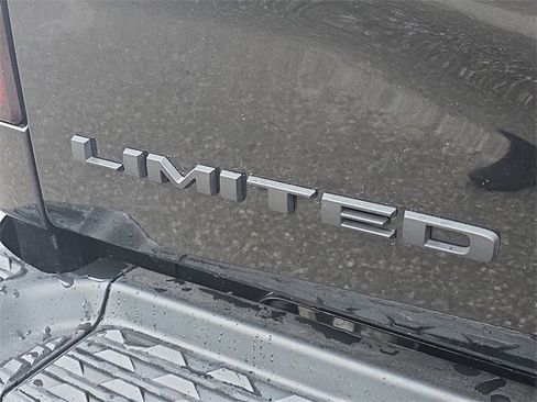 Used 2024 RAM 2500 Limited image 7