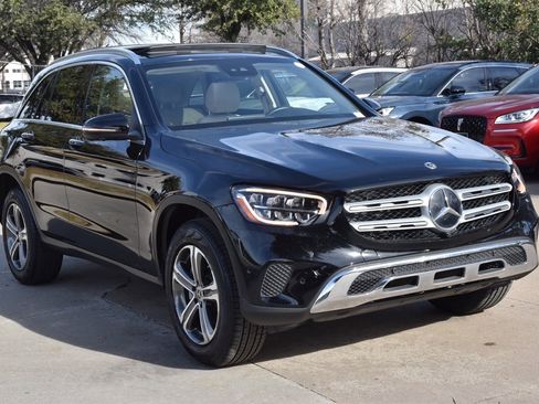 Used 2022 Mercedes-Benz GLC 300 image 4