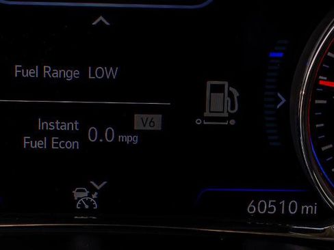 Used 2022 GMC Acadia Denali w/ Denali Ultimate Package image 19