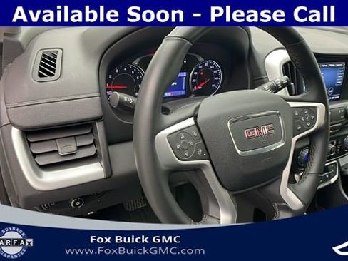 Used 2023 GMC Terrain SLT w/ LPO, Floor Liner Package image 12