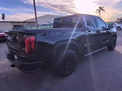 Used 2023 GMC Sierra 1500 Denali Ultimate image 9