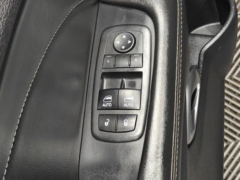 Used 2017 Dodge Challenger R/T Scat Pack w/ Leather Interior Group RWD image 58