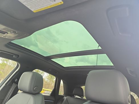 Certified 2023 Audi Q3 2.0T Premium Plus w/ Premium Plus Package image 27