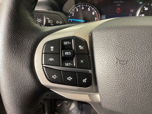 Used 2023 Ford Explorer XLT w/ Equipment Group 202A image 26