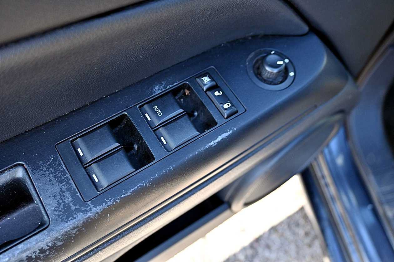 Used 2014 Jeep Patriot Sport w/ Power Value Group FWD image 16