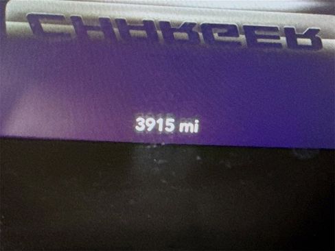 Used 2023 Dodge Charger SXT image 5