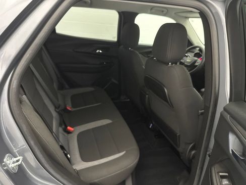 Used 2022 Chevrolet TrailBlazer LT w/ Convenience Package FWD image 38