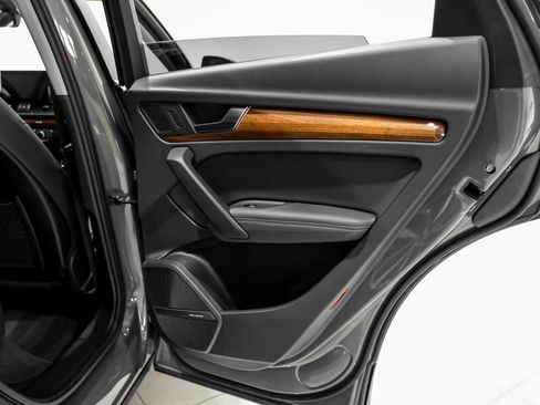 Used 2023 Audi Q5 2.0T Premium Plus image 43