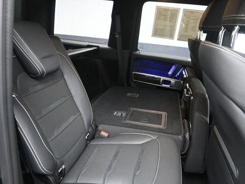 Used 2025 Mercedes-Benz G 63 AMG 4MATIC image 25