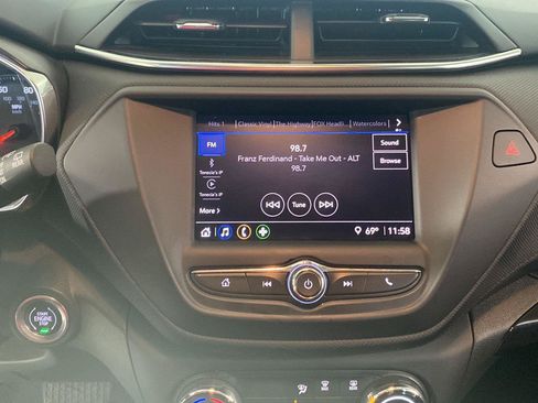 Used 2023 Chevrolet TrailBlazer LT FWD image 56