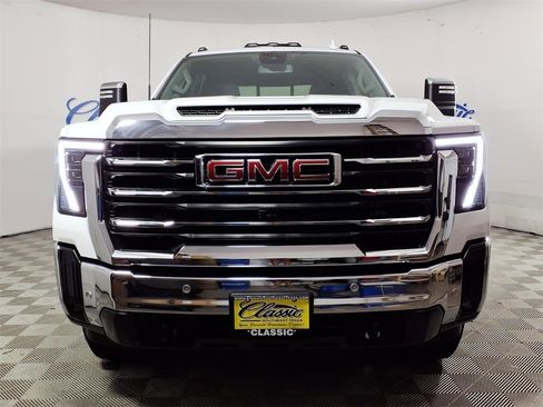 Used 2025 GMC Sierra 2500 SLT w/ Texas SLT Premium Package image 3