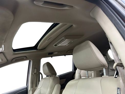 Used 2017 Honda Odyssey EX-L image 40