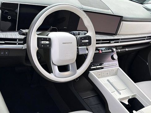 Certified 2025 Hyundai Santa Fe Calligraphy image 7