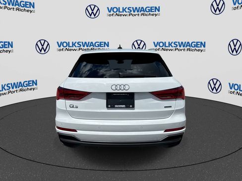 Used 2023 Audi Q3 2.0T Premium Plus AWD/4WD image 13