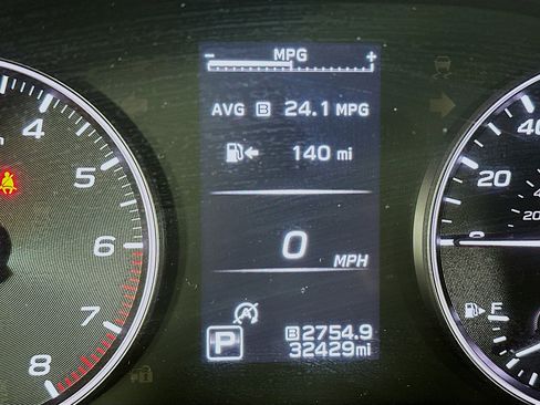 Used 2025 Subaru Outback Premium AWD/4WD image 19