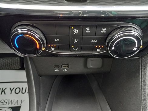 Used 2024 Buick Encore GX Sport Touring w/ Comfort Package image 20