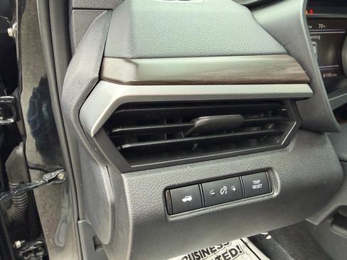 Used 2023 Nissan Altima 2.5 SV image 14